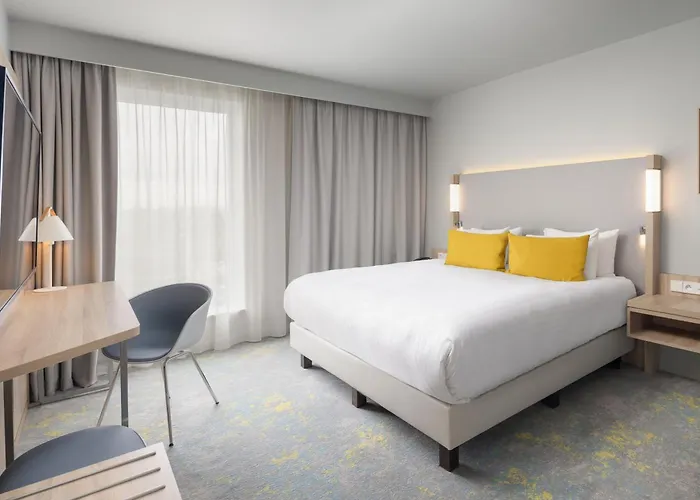 Courtyard By Marriott Paris Charles De Gaulle Central Airport