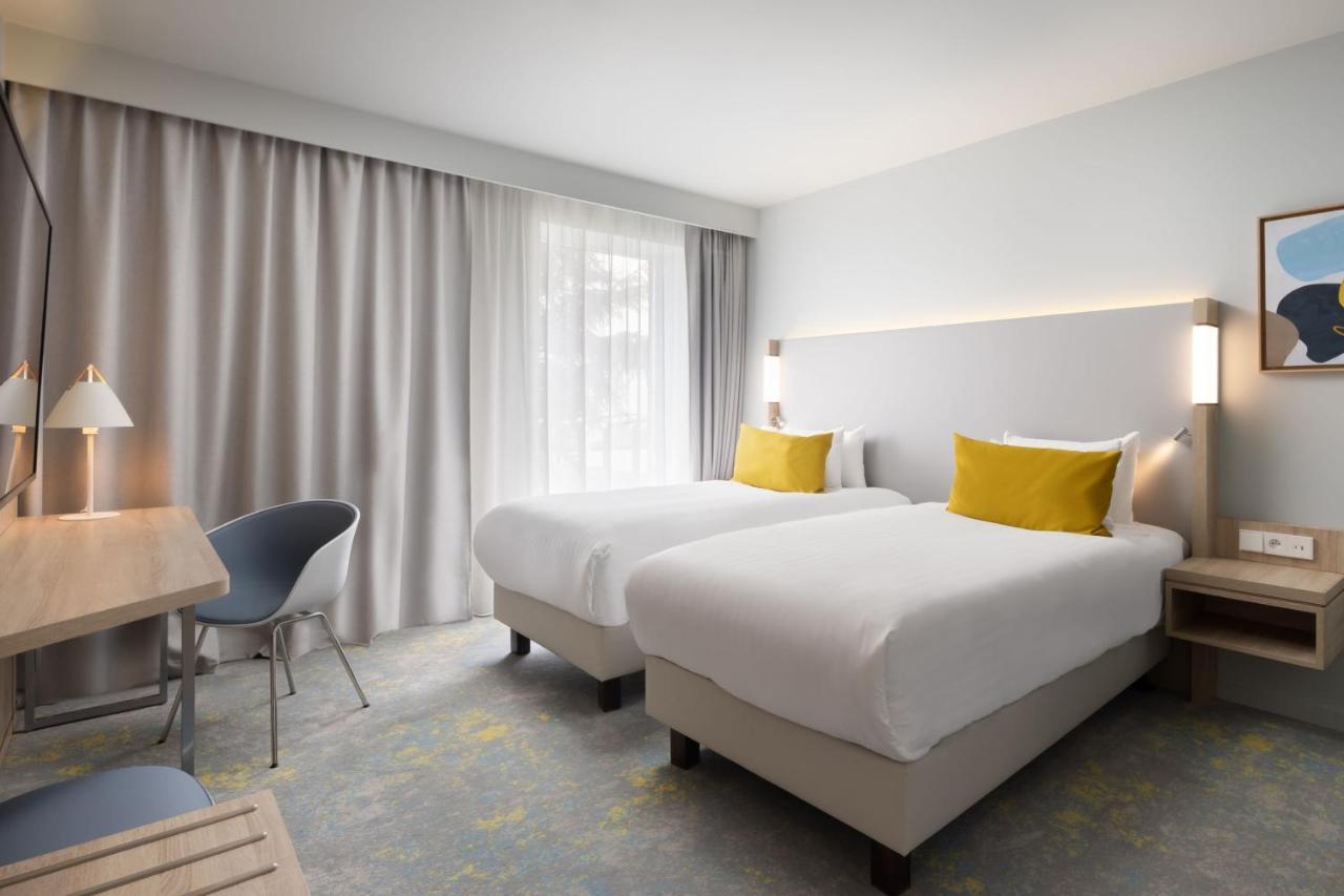 Courtyard By Marriott Paris Charles De Gaulle Airport 4*