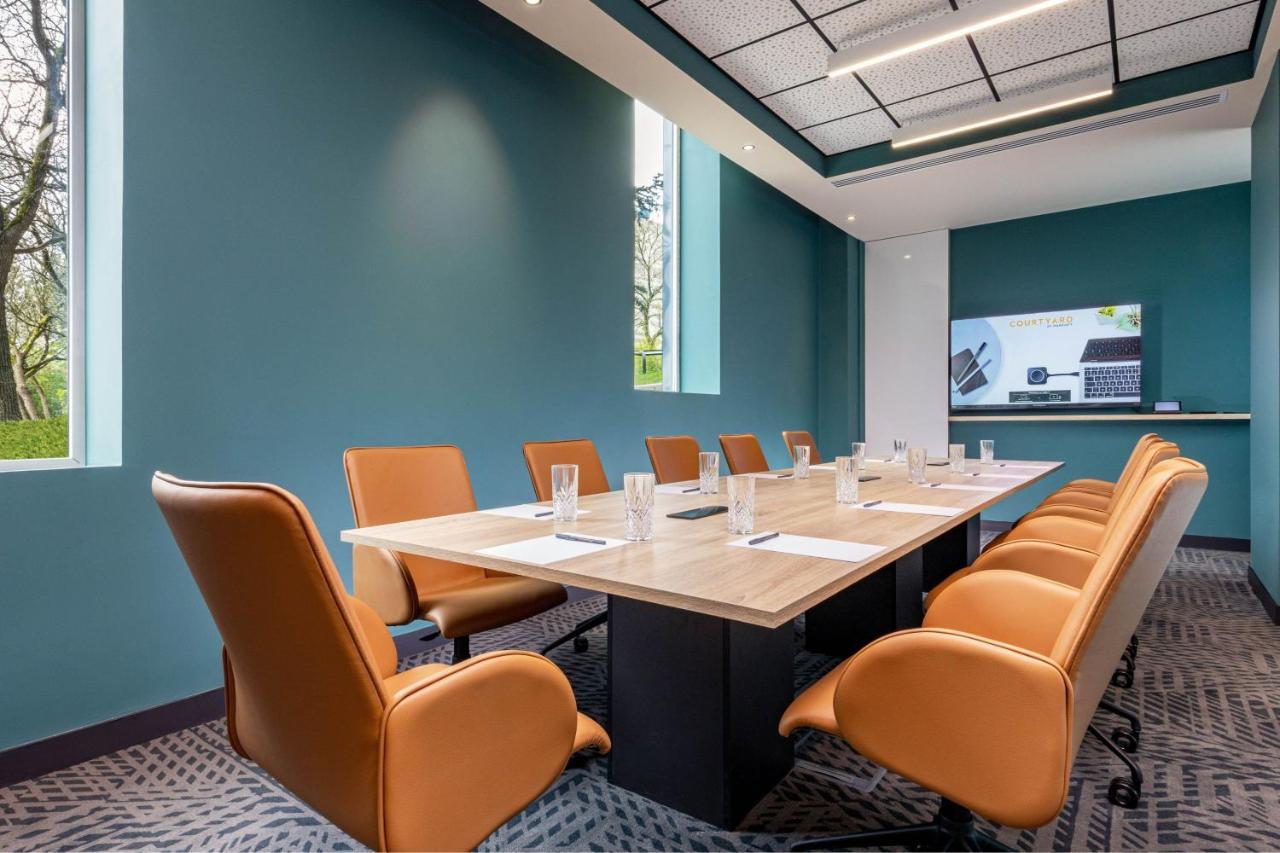 Hotel Courtyard By Marriott Paris Charles De Gaulle Airport Roissy-en-France