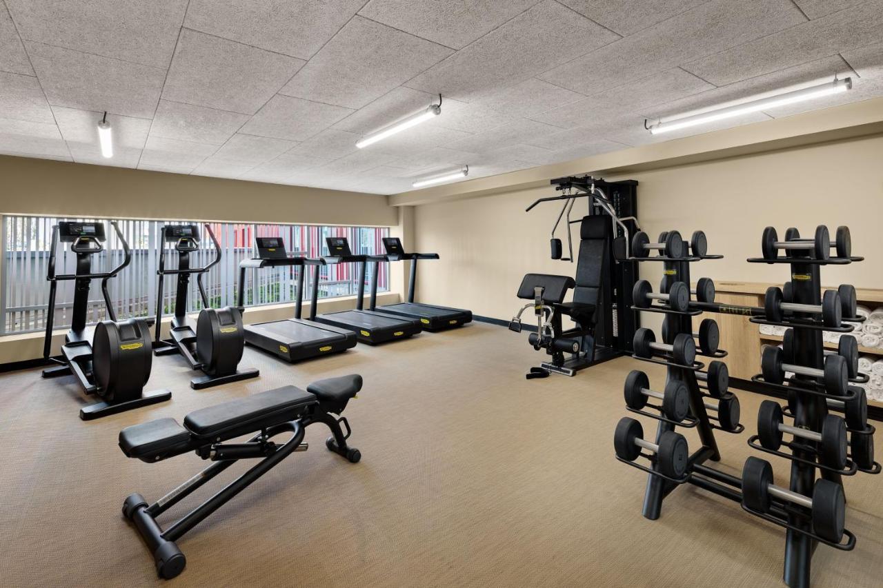 Courtyard By Marriott Paris Charles De Gaulle Airport Hotel 4*